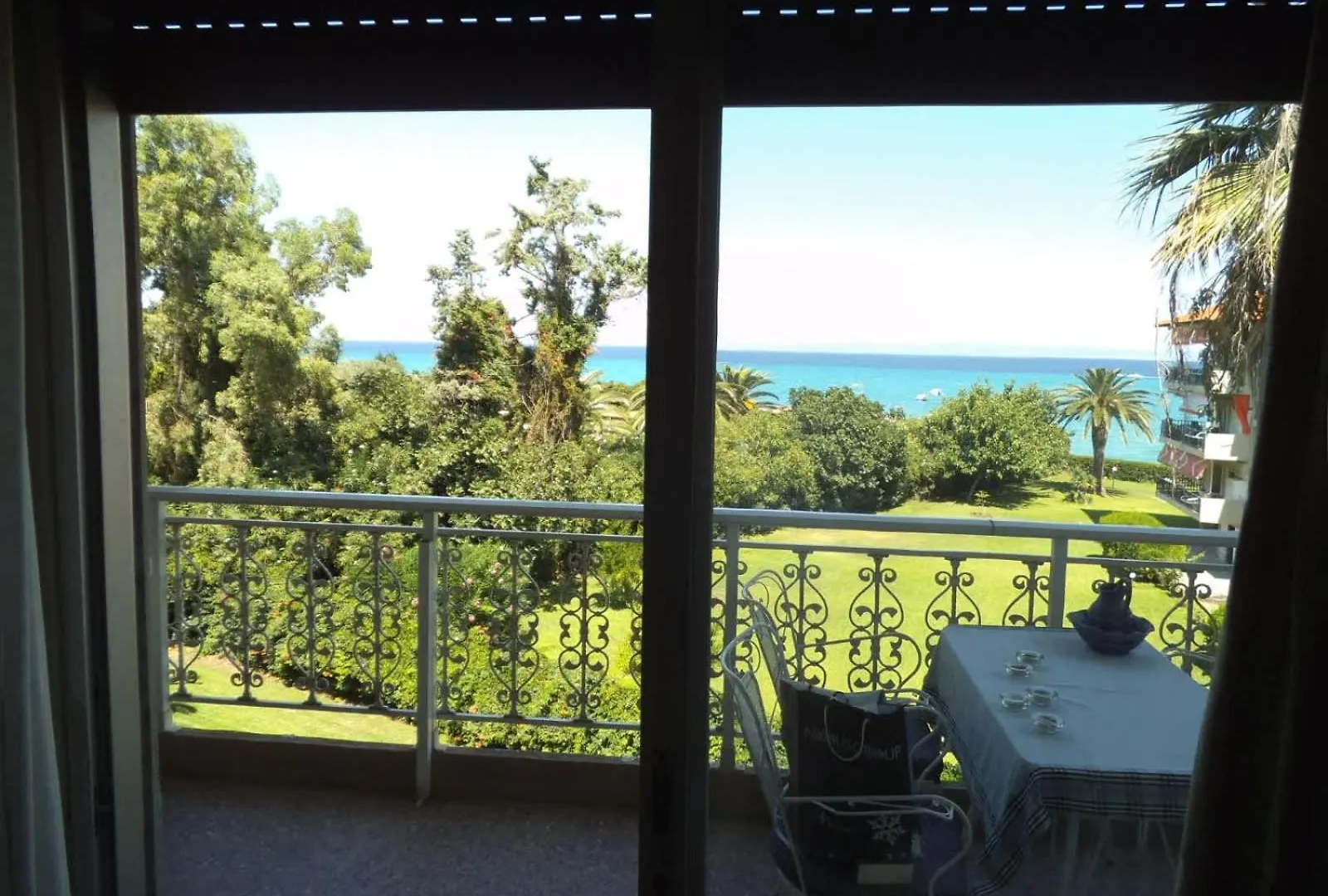 Unique Seaview Apt In Chalkidiki Hanioti 0*,  Greece